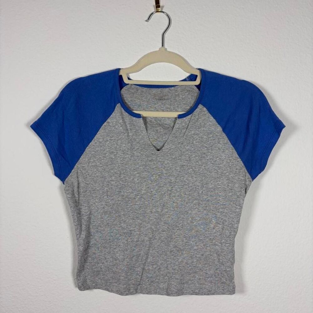 No Boundaries Baseball Crop Top Women's M Short 90s Vintage Rachel Green Y2K